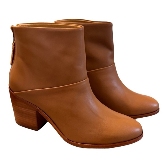 Nisolo Dari Bootie in Nutmeg NIB - Picture 2 of 8